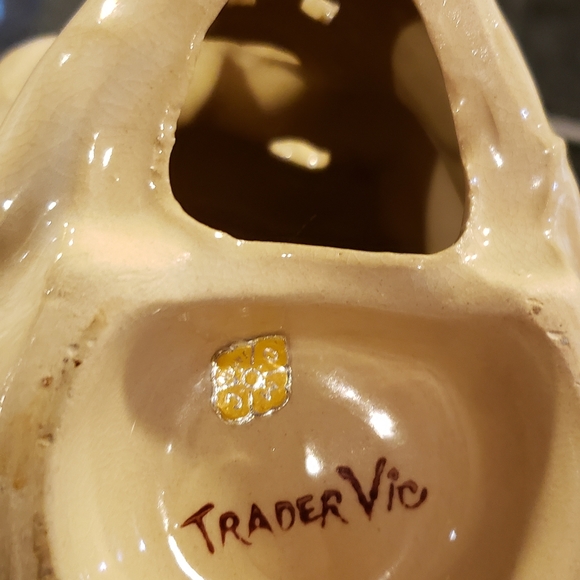 4 1948 trader vics skull mugs from seattle - Picture 2 of 7